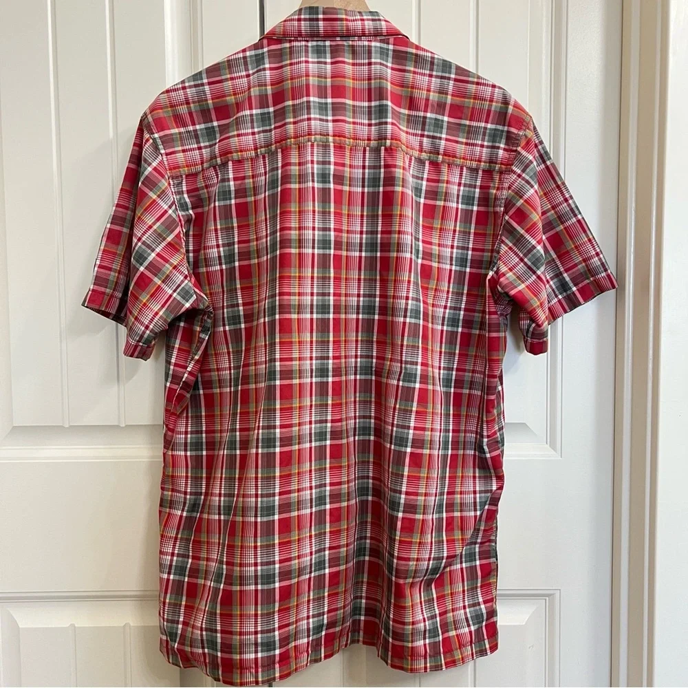 Kuhl Mens Eluxur Short Sleeve Button Down Shirt in Red Plaid, Size L - Picture 9 of 9